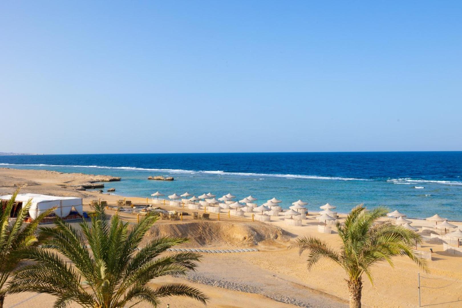 Oyster Bay Beach Resort Abu Dabab Exterior photo